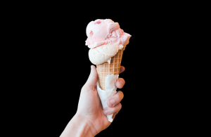 Maximizing Pain Relief with Quick-Absorbing CBD Cream: A Guide to Effective Use and Real User Stories