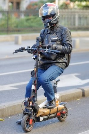 Enhancing Adult E-Scooter Safety: Top Features and Accessories