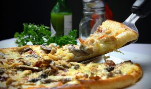 Elevating Events: Mastering Local Food Delivery and Large Party Meal Prep