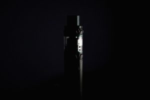 Comparing Durability and Cost: CBD Vape Cartridge Rechargeable vs. Disposable Options
