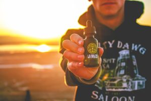 Navigating CBD Vape Cartridges: From Selection to Storage and Legalities
