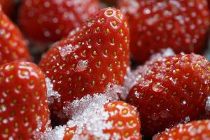 Discovering the Full-Spectrum Benefits of Strawberry Rosin Gummies