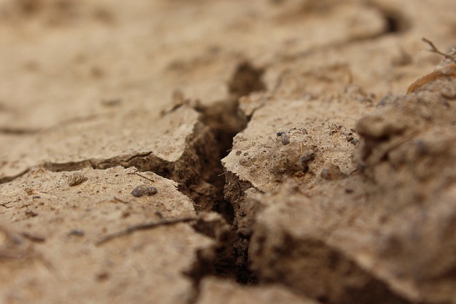 Fixing Foundation Cracks