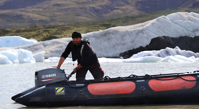 inflatable paddle board