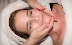 Unlock Body Contouring Success: Navigating Professional CoolSculpting Clinics