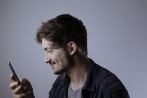Mastering Mobile: Responsive Design & Future Trends