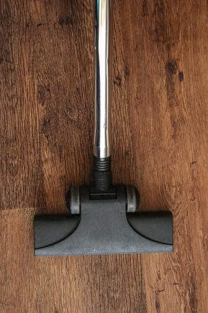 Grout Cleaning 101: Revitalize Your Bathroom Effortlessly