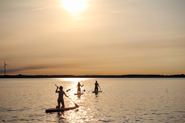inflatable paddle board