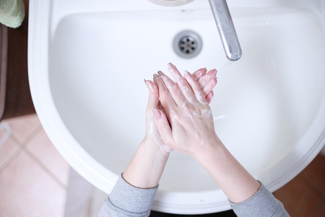 Deep Tile Cleaning for Bathrooms and Kitchens