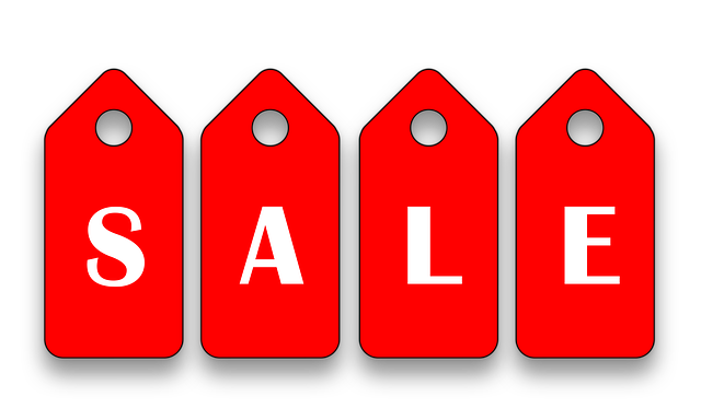 ecommerce-website-design-640x480-98017003.png