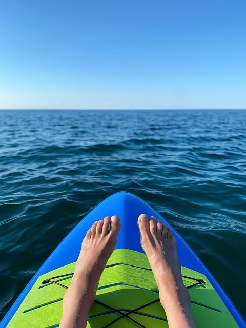 inflatable paddle board