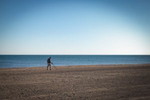 Mastering Leak Detection: Modern Tech vs Traditional Methods