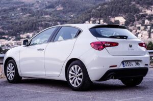 Mastering High-Risk Auto Insurance: Coverage & Solutions for Better Drivers