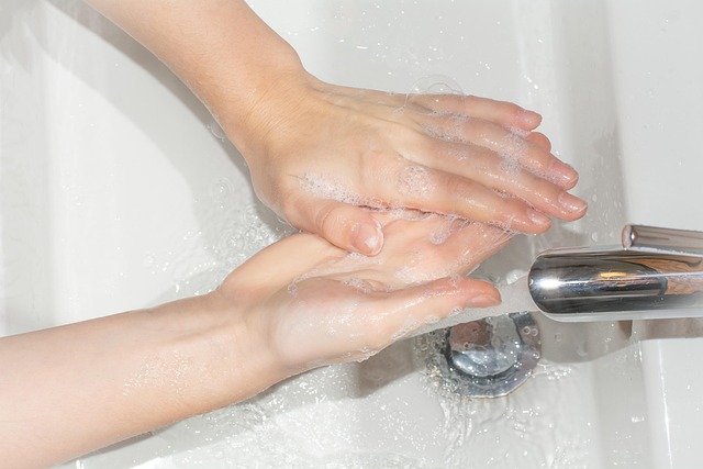 Bathroom Tile Cleaning
