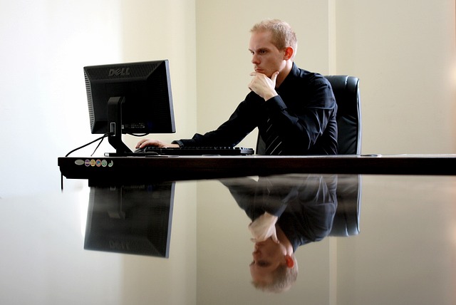 business-coverage-640x480-67307971.jpeg