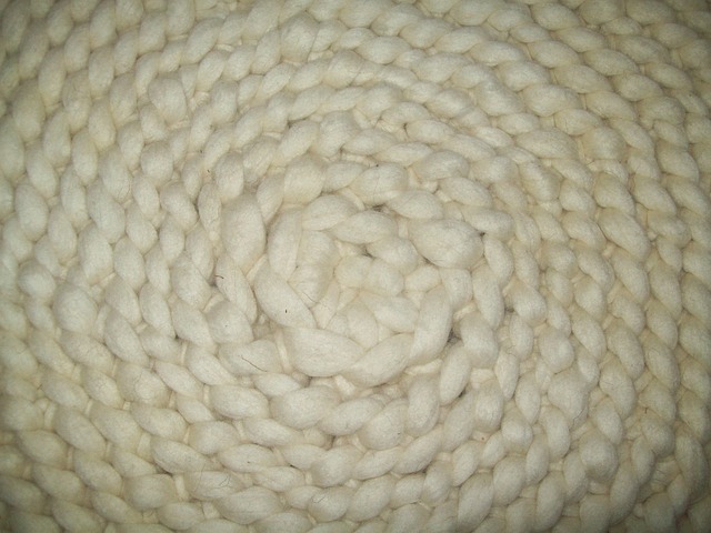 carpet-cleaning-for-high-traffic-areas-640x480-68944708.jpeg