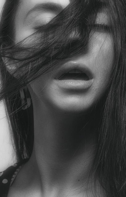 chin contouring with CoolSculpting, CoolSculpting under chin, non-surgical double chin removal