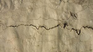 Mastering Foundation Slab Repair: Comprehensive Guide to Crack Solutions