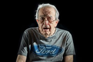 Compassionate Alzheimer’s Care: Eldercare Companions and Home Support Strategies