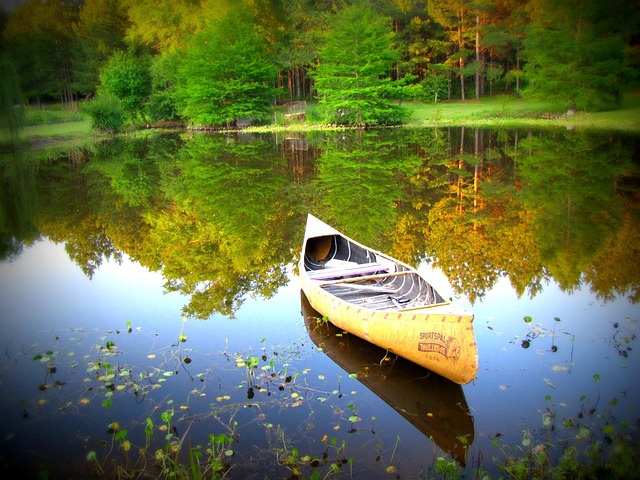 fishing-kayak-640x480-34304391.jpeg