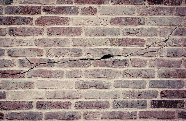 Fixing Foundation Cracks
