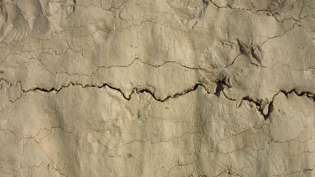 Fixing Foundation Cracks