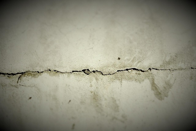 Fixing Foundation Cracks