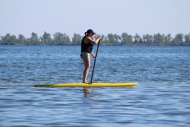 inflatable paddle board