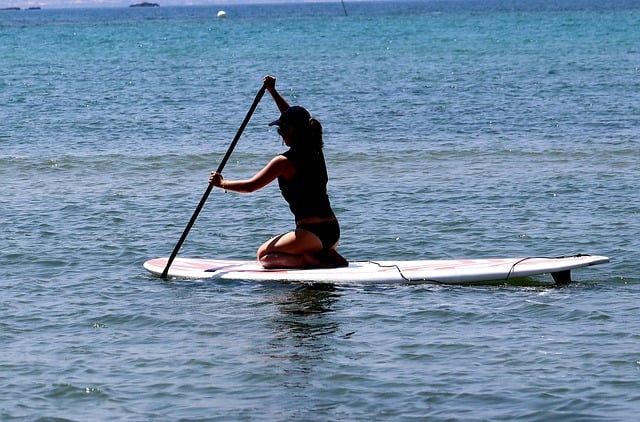 inflatable paddle board