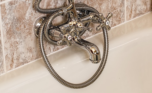leaky-faucet-fix-640x480-10153704.jpeg