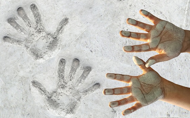 Natural Solutions for Cleaning Dirty Grout