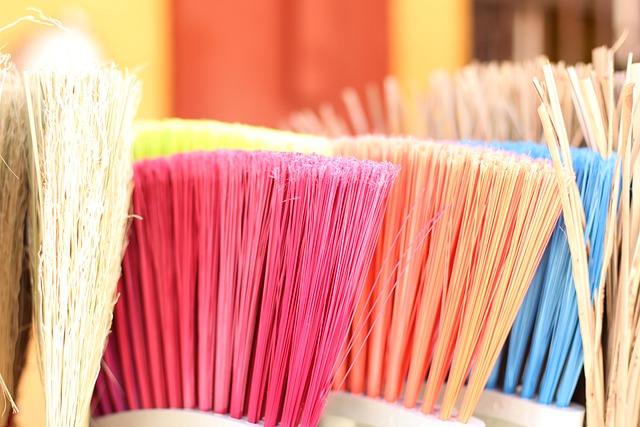 steam-cleaning-for-tile-and-grout-floors-640x480-75776716.jpeg