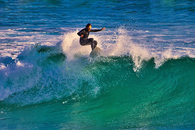 surfboard-for-beginners-640x480-18588175.jpeg