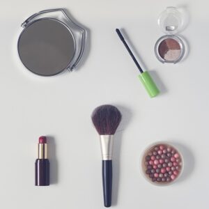 Cosmetic Clinic: Discover Dermal Fillers for Natural Skin Enhancement