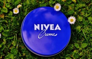 Customized Anti-Aging: Unlocking Youthful Skin through Personalized Care