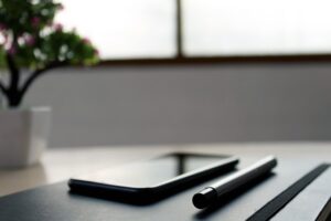 Mature Couple Divorce Mediation: Navigating Complexities with Empathy and Expertise