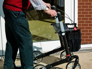 Flexible Insurance Solutions for Walk-In Clinics: Tailoring Coverage Needs
