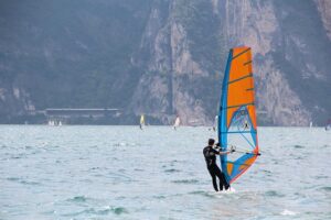 Beginner’s Guide: Finding the Perfect Surfboard Size