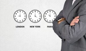 Streamline Chiropractic Clinics: Call Handling & Scheduling Services for Stress-Free Front Desks