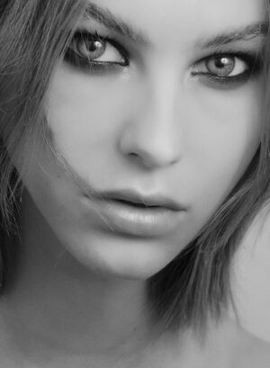 Chin Contouring with CoolSculpting: Non-Invasive Double Chin Treatments