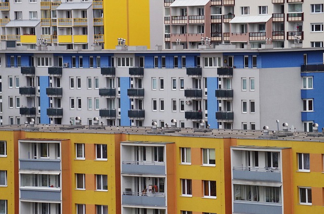 dividing real estate in divorce