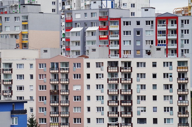 dividing real estate in divorce