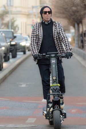 Electric Scooters: Powerful Options for Adult Commuters