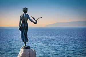 Inexpensive Divorce Help: Streamlined, Cooperative Mediation for Cost-Conscious Couples