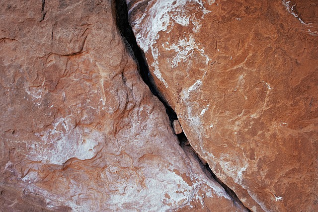Fixing Foundation Cracks