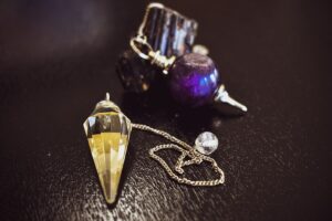Holistic Spa Secrets: Unlocking Youthful Radiance with Natural & Modern Treatments