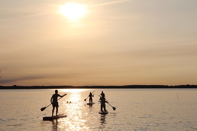 inflatable paddle board