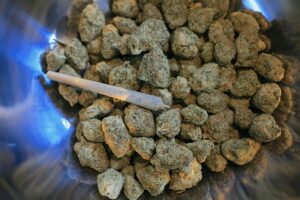 Strain-Specific Terpenes: Unlocking Personalized Cannabis Experiences with KO Blend THC Vape