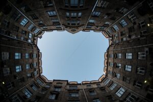 Residential Foundation Repair: Uncovering Settlement Indicators & Solutions
