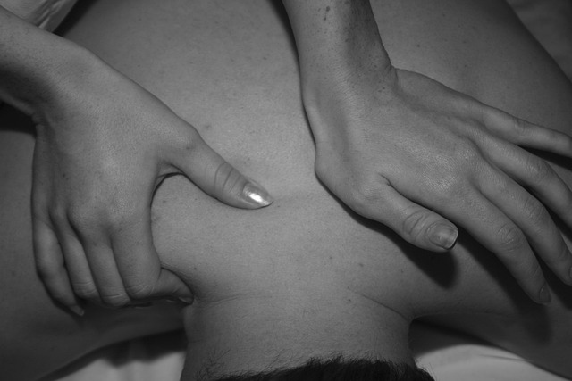 Pain Relief Through Acupuncture: Natural Remedies for Back & Neck Aches